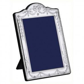 Swags And Ribbon 25x20cm 10x8 Inch Traditional Photo Frame 