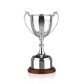 14 Inch Thistle Wreath Design Ultimate Trophy Cup